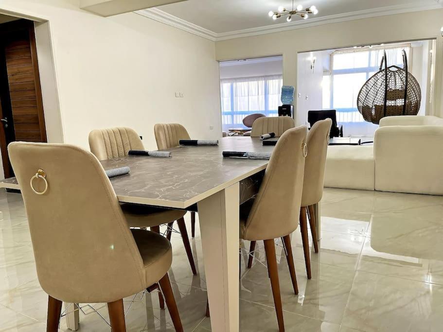 3br Nile View Zamalek Island Abu El Feda Luxury * Kairo