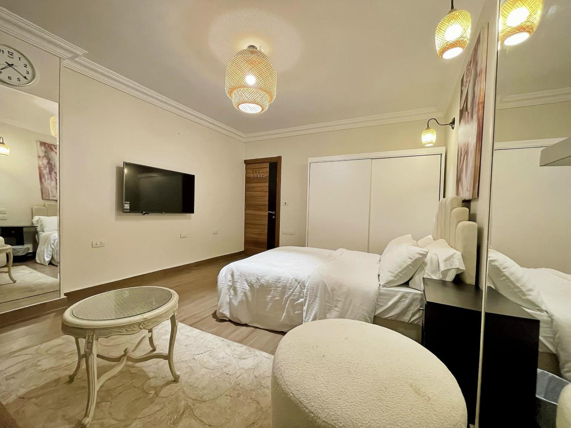 3br Nile View Zamalek Island Abu El Feda Luxury