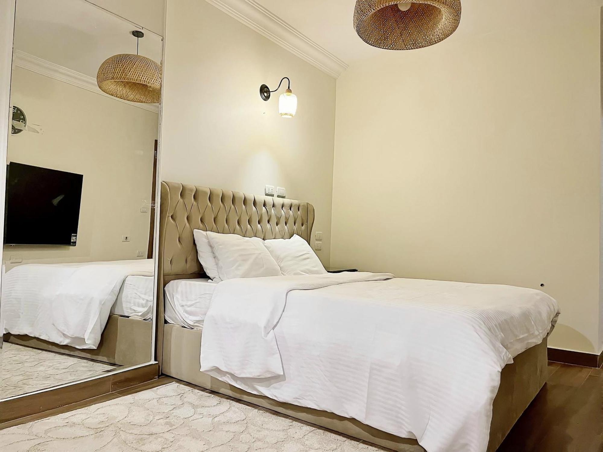 3br Nile View Zamalek Island Abu El Feda Luxury *